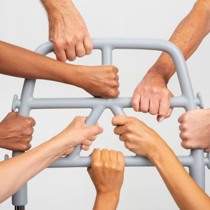 Molift Raiser Pro Sit to Stand Transfer Platform image 3